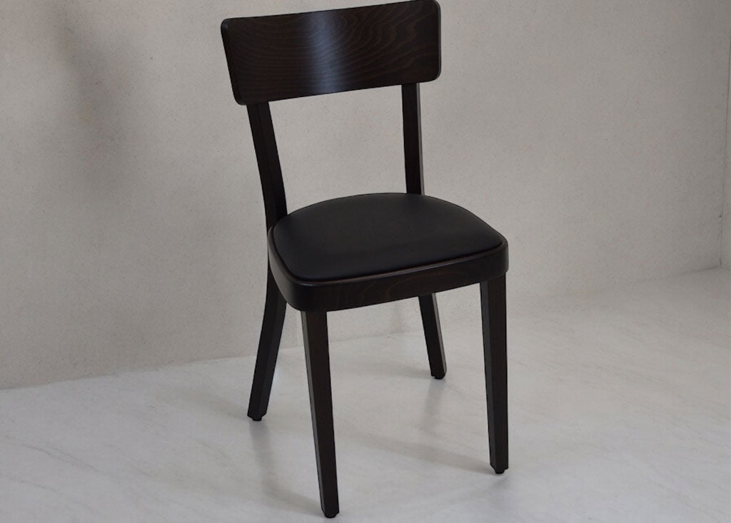 Hotel-Restaurant Ringmauer in Murten: Neue Bestuhlung von Beizentisch