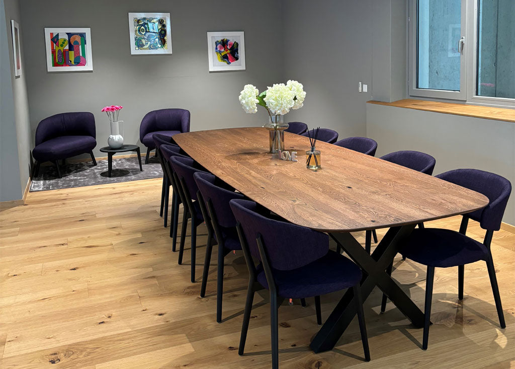 Besprechnungs und Esstisch nach Mass