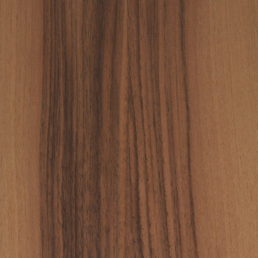 Elegante Tischplatte aus europäischem Nussbaum mit tiefbrauner Färbung und markanter Maserung. Die warme Holzstruktur macht sie ideal für Beizentische, Bartische und Bistrotische.